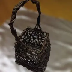 【天然素材 蔓編み 花籠】 バスケットハンドル付き花器✳️お値下可能です!