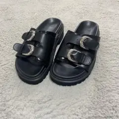 ロジェヴィヴィエ ビジュー付き サンダル - メルカリ