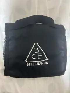 3CE STYLENANDA トラベルポーチ ブラックのサムネイル