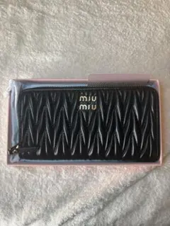 miu miu キルティング 長財布 ブラック - メルカリ