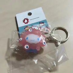 【ラス１】万博　ミャクミャク サンリオ シナモン 立体クリアキーホルダー