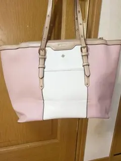 ピンクホワイトトートバッグのサムネイル