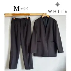 美品THE SUIT COMPANY WHITE Vネックノーカラーパンツスーツ