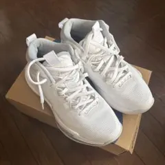 アシックス NOVA SURGE 3 ノヴァサージ3 バッシュ　ホワイト