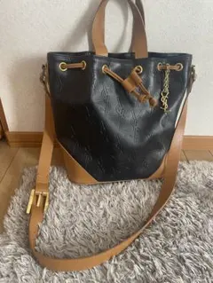新品！ イヴサンローラン　ヴィンテージ巾着ショルダーバッグ　バイカラー