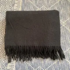 LOWRYS FARM 黒 フリンジ付きマフラー