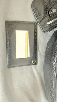 BALENCIAGA チャーム 鏡 ビンテージのサムネイル