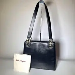 ✨良品✨フェラガモ ガンチーニ トートバッグ レザー 袋付き