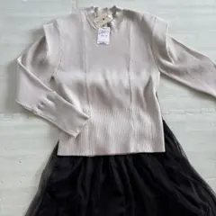新品未使用タグ付き！ベージュ リブ編み 長袖セーター