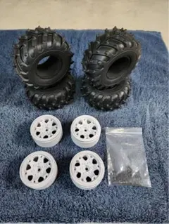 TAMIYA モンスタービートル　スパイクタイヤ&ホイールセットのサムネイル