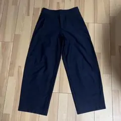 ユニクロ　ジャージーバレルレッグパンツ　ネイビー