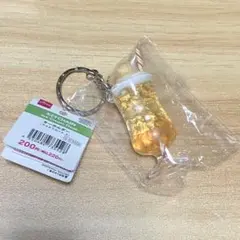 ダイソー⭐︎アイスフロート型キーホルダー　ミニチュア