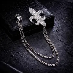 新品！シルバー　百合の紋章　ラペルピン　ピンズ　チェーン　シンプル　かっこいい