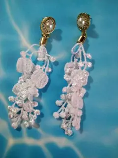 ホワイト　パール　レース　タッセル　ピアス　ホワイト　白　フォーマル　ギフト