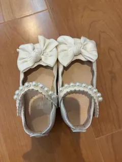 ホワイト フォーマルシューズ リボン パール