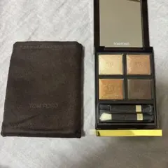 TOM FORD 04Aサスピション アイシャドウパレット アイカラークォード
