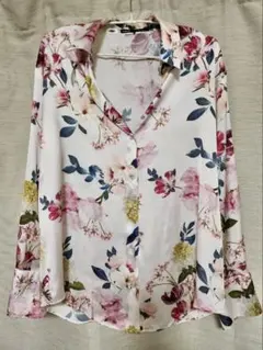 ZARA フラワープリント 長袖シャツ X