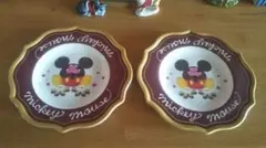ディズニーストア ミッキーマウス メラミンプレート2枚セット