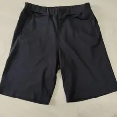 UNIQLO 黒 ハーフパンツ 150