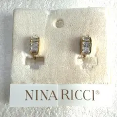 【極美品】NINA RICCI ニナリッチ イヤリング ゴールド クリスタルのサムネイル