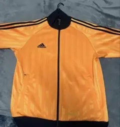 adida トラックジャケット　オレンジ　Lサイズ