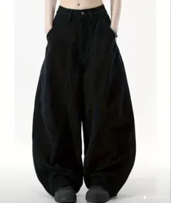 ワイドレッグパンツ　黒　Mサイズ