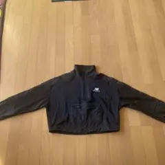 new balance ハーフジップ ウィンドブレーカー 黒