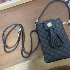 スマホショルダー　ブラック