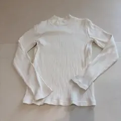 ユニクロ　ホワイトリブ編みハイネック長袖M 白