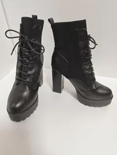 未使用に近い使用美品 ブラックハイヒールブーツ