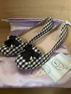 チェック柄パンプス