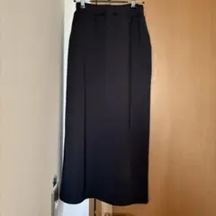 ブラックタイトスカート