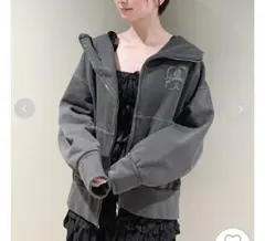 ボリュームパーカー　2025年型　ダークグレー