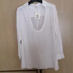 ロペピクニックホワイト 長袖 Uネック シャツ 38