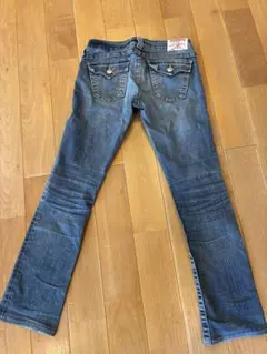 True Religion フレアジーンズ Petitサイズ