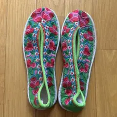 Item thumbnail for item dc0b337e-45f3-4649-95a5-742569005860