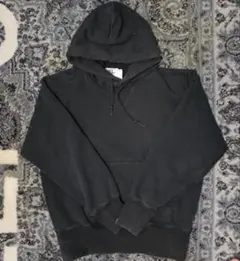 ブラック パーカー