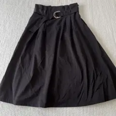 ZARA ブラック ベルト付き フレアスカート