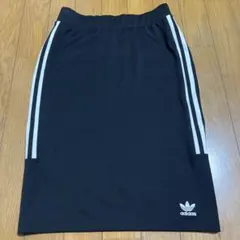 adidas アディダスオリジナルス　ブラック タイトスカート Mのサムネイル
