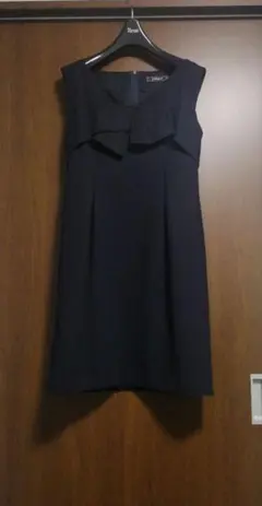 ■フォクシー★定価5万円程度★綺麗★デザインワンピース