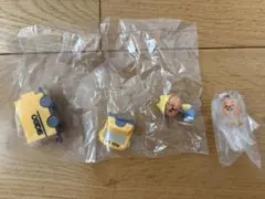 ストレイキッズSKZOO ガチャガチャ　カプセルトイ　ハンクォッカ　スクールバス