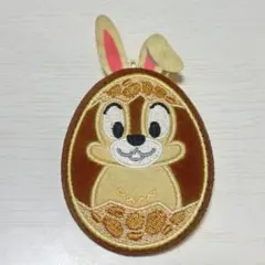 チップとデール イースターエッグワッペン ピンバッジセット - メルカリ