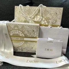 CHRISTIAN DIOR ディオール　ギフトバッグ リボン　箱