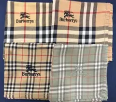 美品✨BURBERRYバーバリー　 ハンカチ　ノバチェック　ブラウン　グリーン