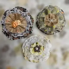 ハンドメイド　コサージュブローチ　3点セット　(初心者制作(ノ≧ڡ≦)☆)