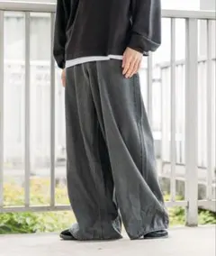 FREAK‘STORE ワイドフレアシルエット　デニムパンツ(グレー)