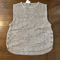 ニット　ベスト　新品未使用
