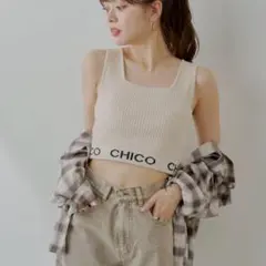 CHICO ロゴ入り リブタンクトップ アイボリー