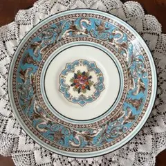 ⑤ 【USED美品】WEDGWOOD 17.5cm 黒壺 フロレンティーン 皿 - メルカリ