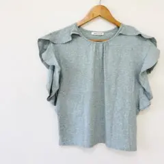 【フレディアンドグロスター】フリル袖Tシャツ　Mサイズ　灰色グレー　大人可愛いのサムネイル